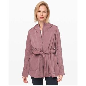 Lululemon Rain Jacket Womens 6 Misty Mocha Belted Water Repellent‎ Athletic